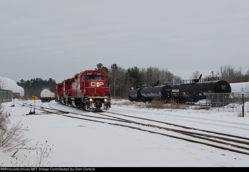 F13 Prepares to Depart Northern Maine Jct. 